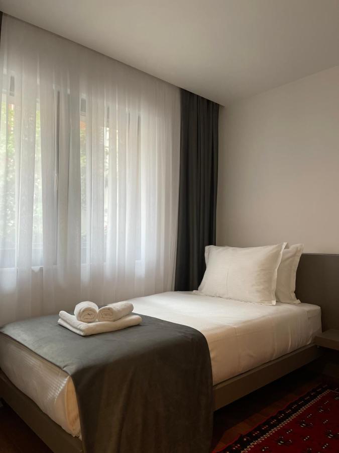 Etnomania Boutique Hotel Pristina Exterior photo